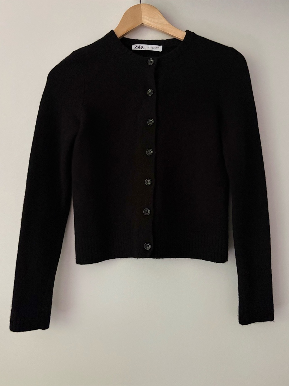Zara Womens Basic 100% Wool Cardigan Size S Black Crewneck Button Up